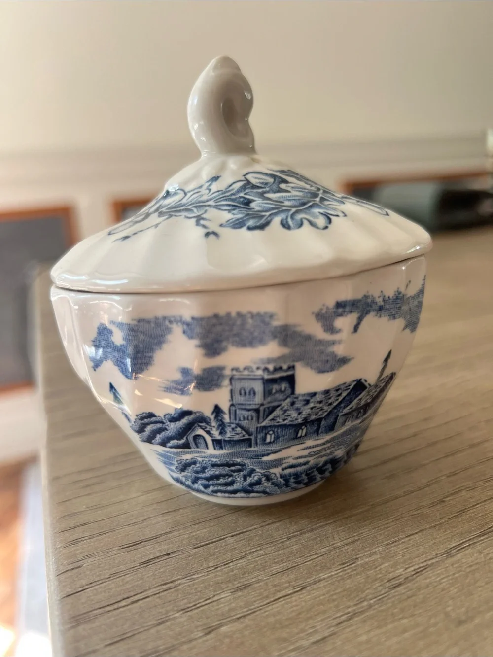 Earthware The Brooke Blue Sugar Bowl 0.2 L White Churchill England Porcelain